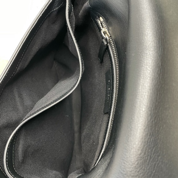 Givenchy Pandora Pure Medium Bag - Picture 12 of 15